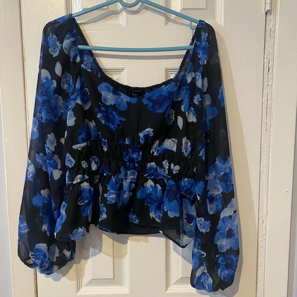 NWT floral long sleeve top